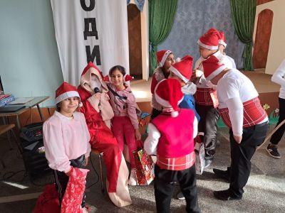 Коледно тържество 10