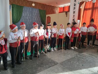 Коледно тържество 8