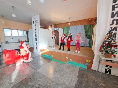 Коледно тържество 9